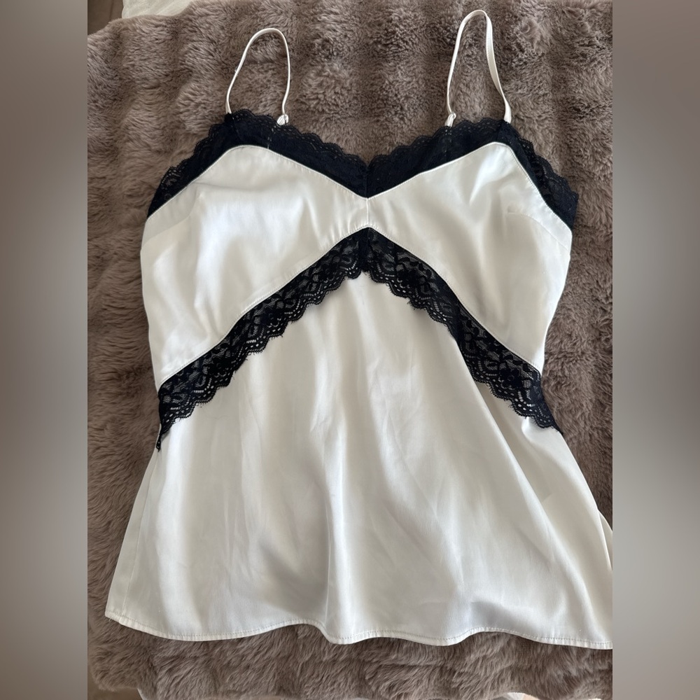 Express Lace Trim Camisole Set - Picture 2 of 5